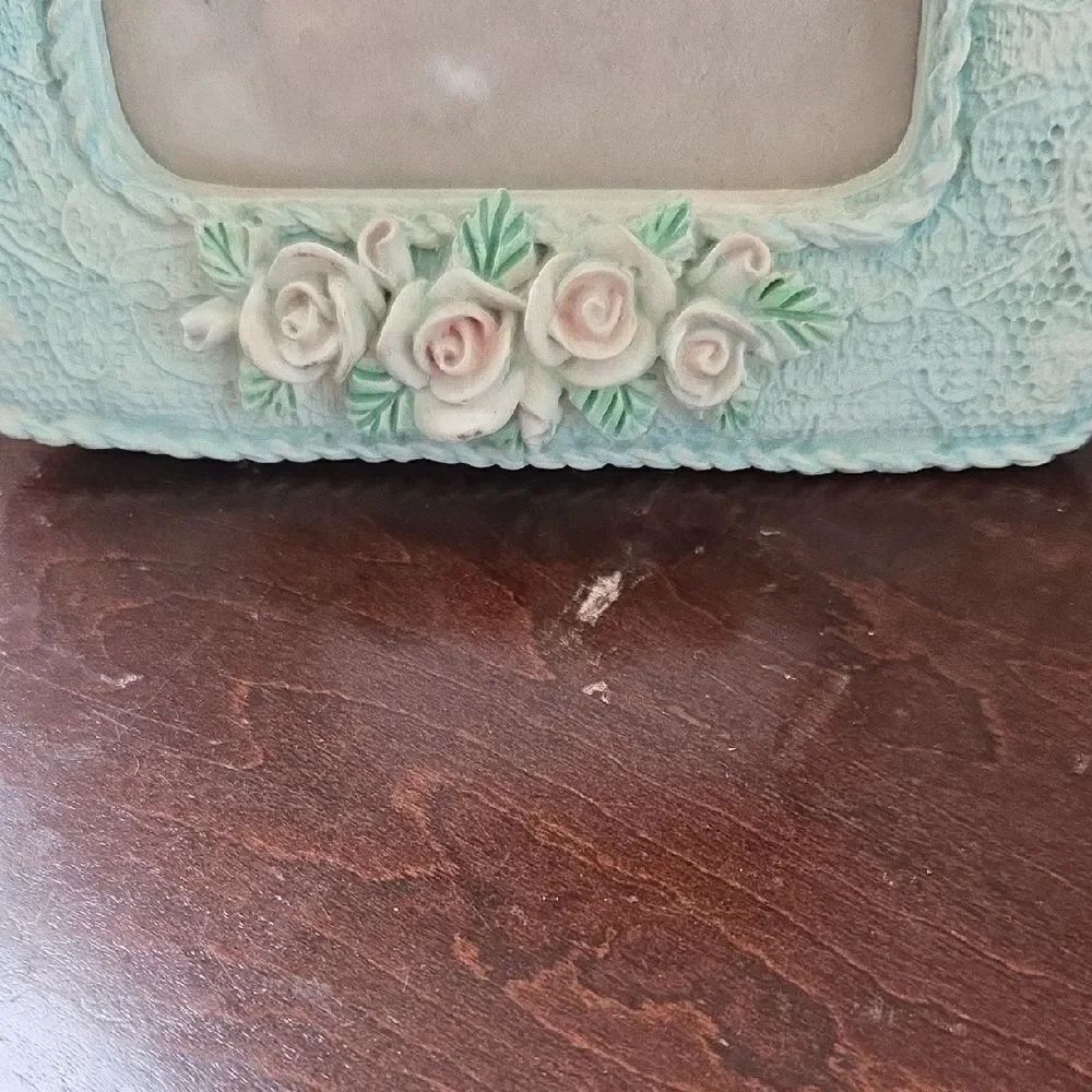 Floral Green Picture Frame - Picture 3 of 7